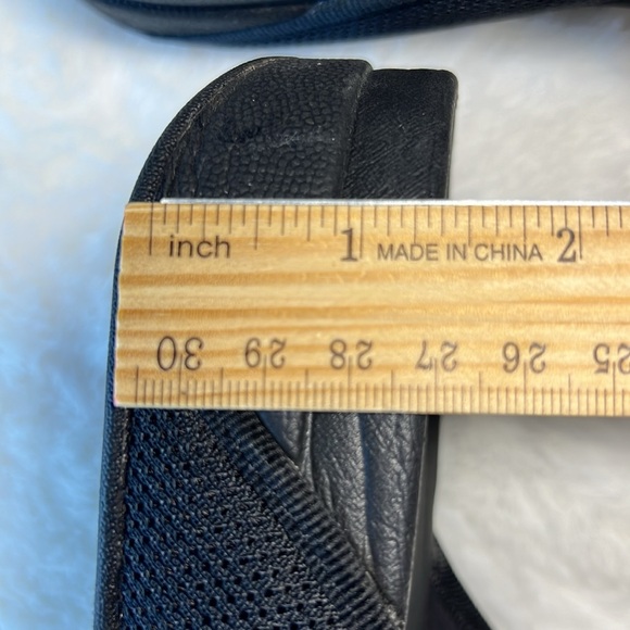 FITFLOP Surfa Thong Sandal Black Wide Strap Wedge Comfort AB3-001 Cushion 8 - Picture 14 of 16